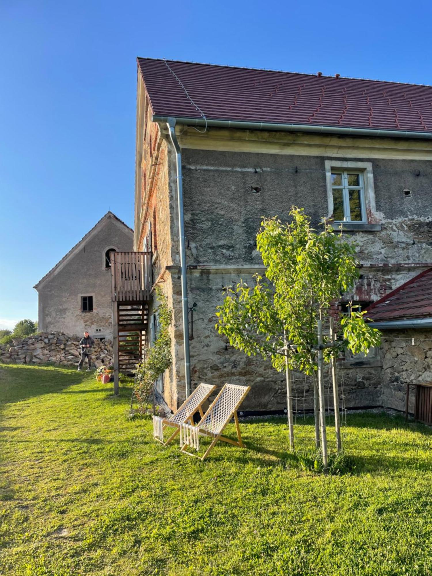 Hotel Dom Piwowara Leśna Exterior foto